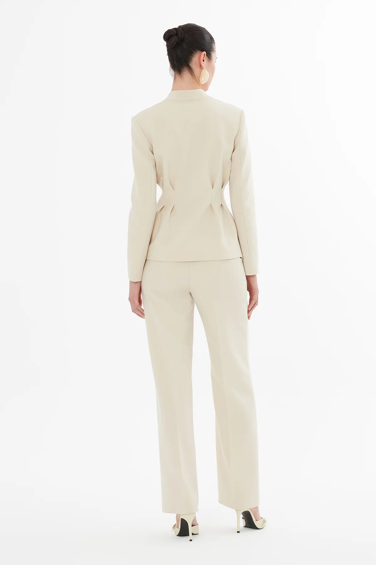 Mono Kapama Cepli Ceket Ve Havuç Pantolon Takım