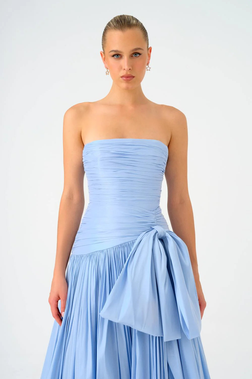 FİYONK DETAYLI STRAPLEZ YAKA TAFTA UZUN ABİYE ELBİSE - 9173C