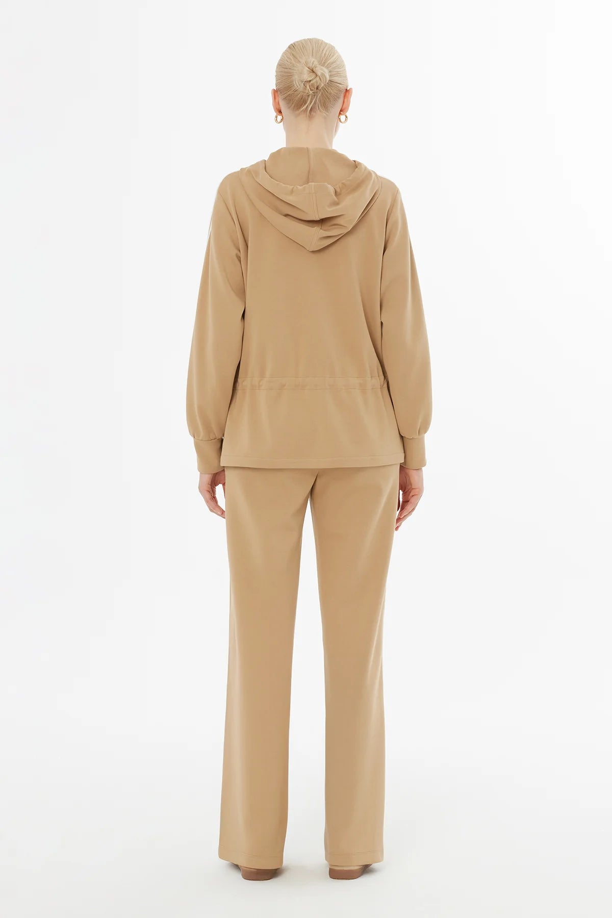 Kapüşonlu Eşofman Takımı