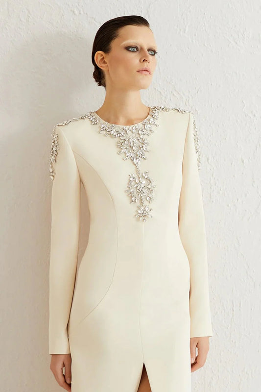 KASNAK İŞLEME UZUN YIRTMAÇLI ELBİSE 2227