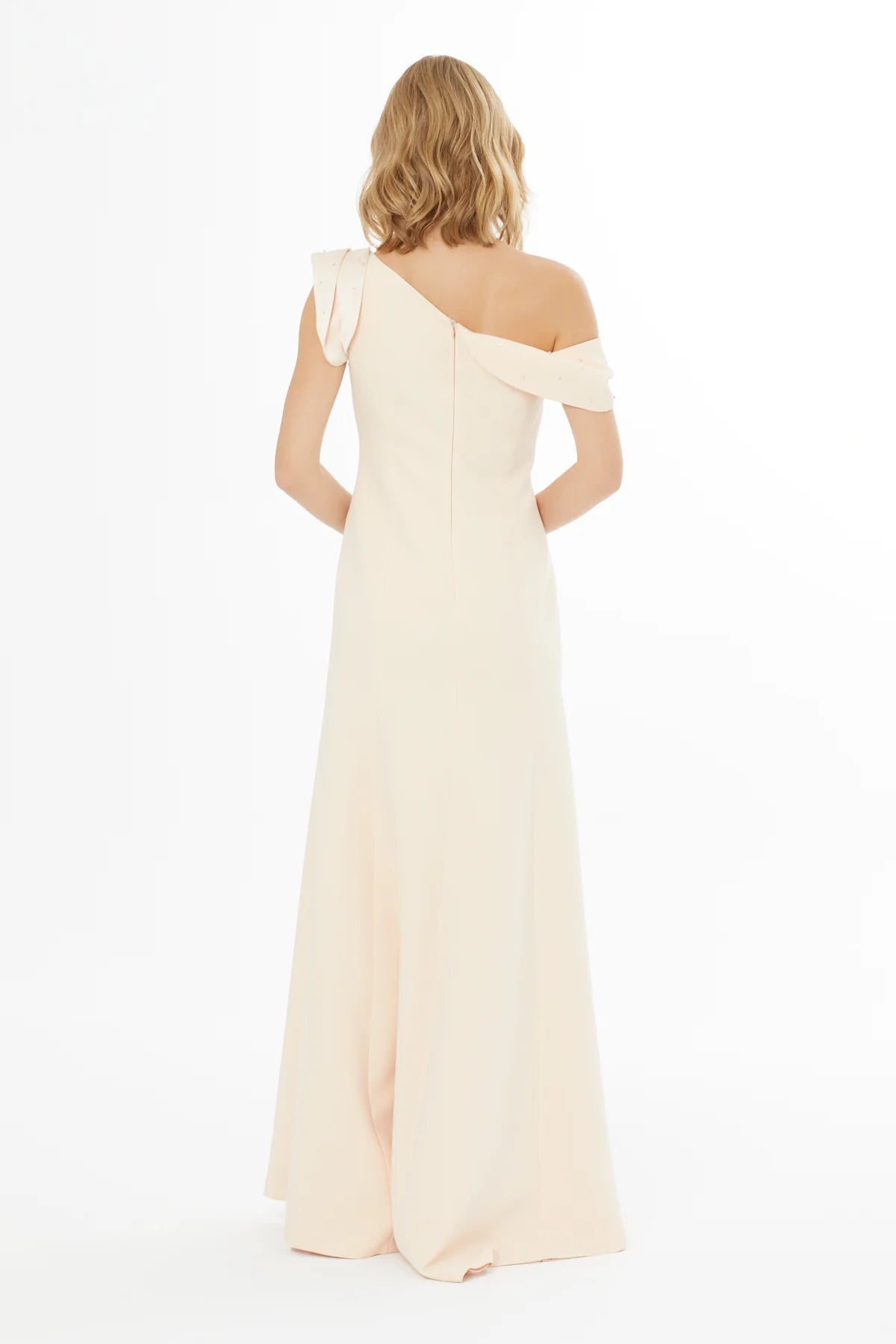 Yakası Boncuk İşlemeli Uzun