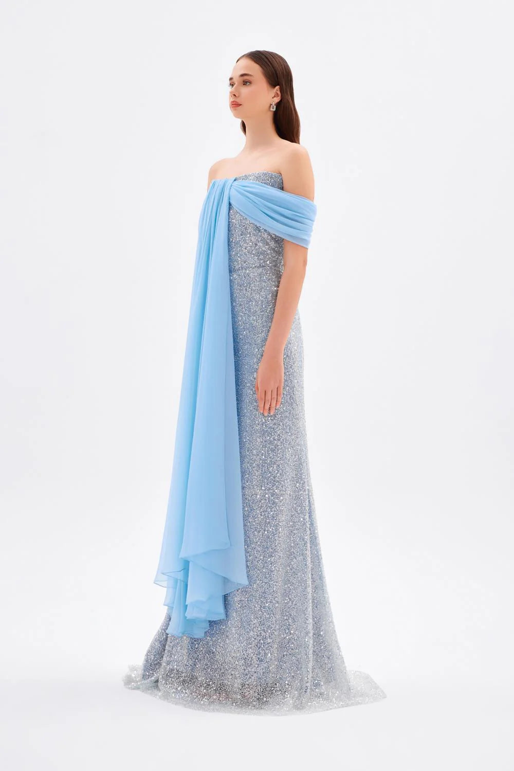 DÜŞÜK OMUZ DETAYLI TAŞLI STRAPLEZ UZUN ABİYE ELBİSE - 9016C