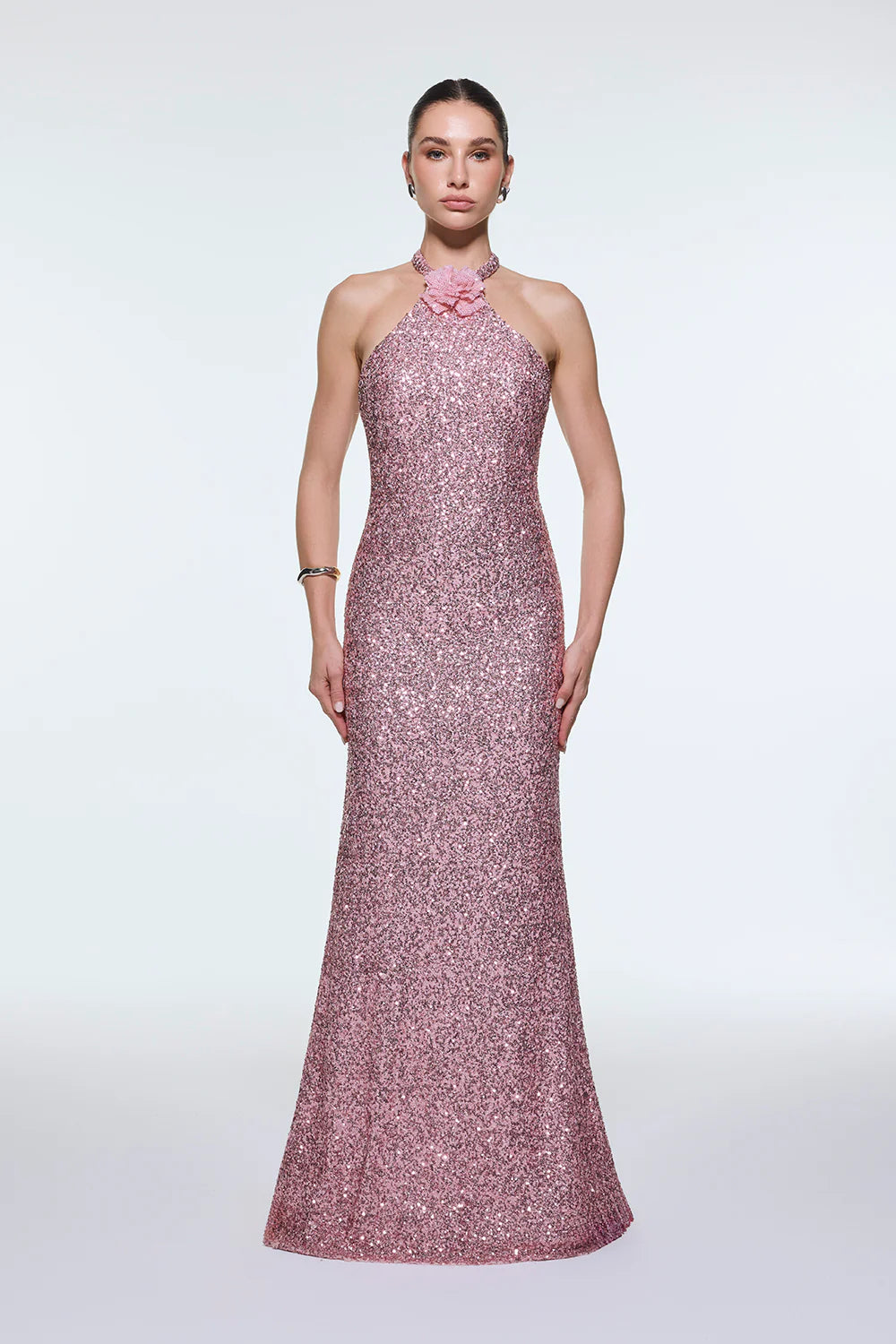 BOYUNDAN ASKILI ÇİÇEK DETAYLI PAYET UZUN ABİYE ELBİSE - 9348C