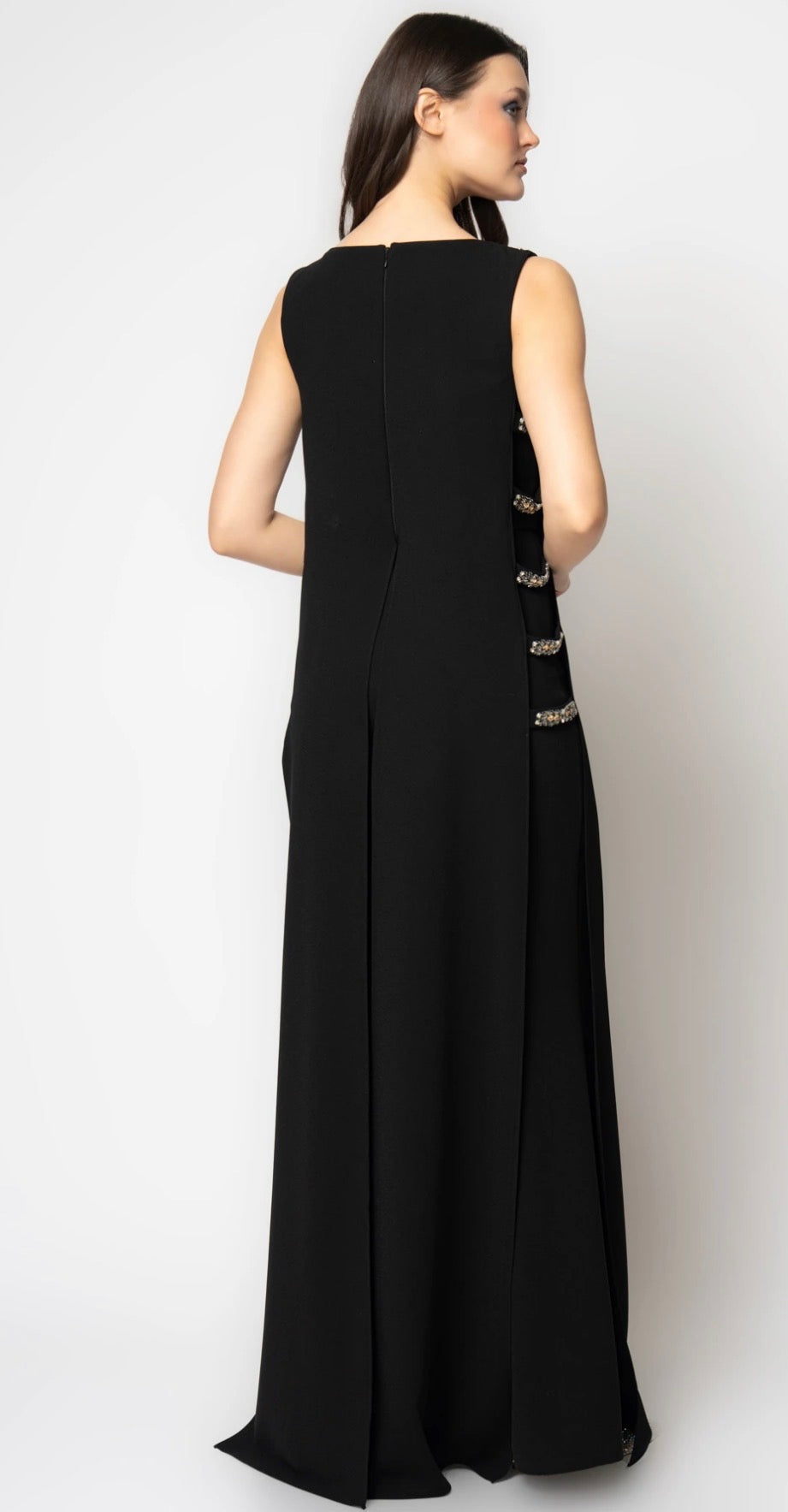 Elegant Black Evening Dress with Crystal Embroidery