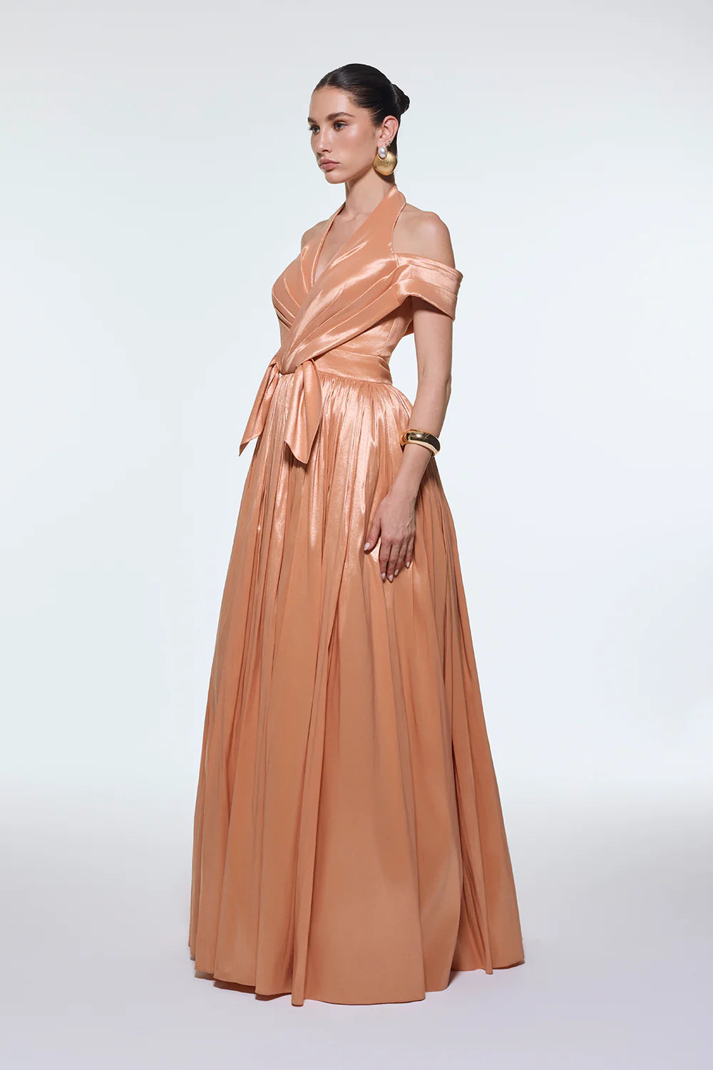 BOYUNDAN ASKILI DÜŞÜK OMUZ TAFTA UZUN ABİYE ELBİSE - 9204C