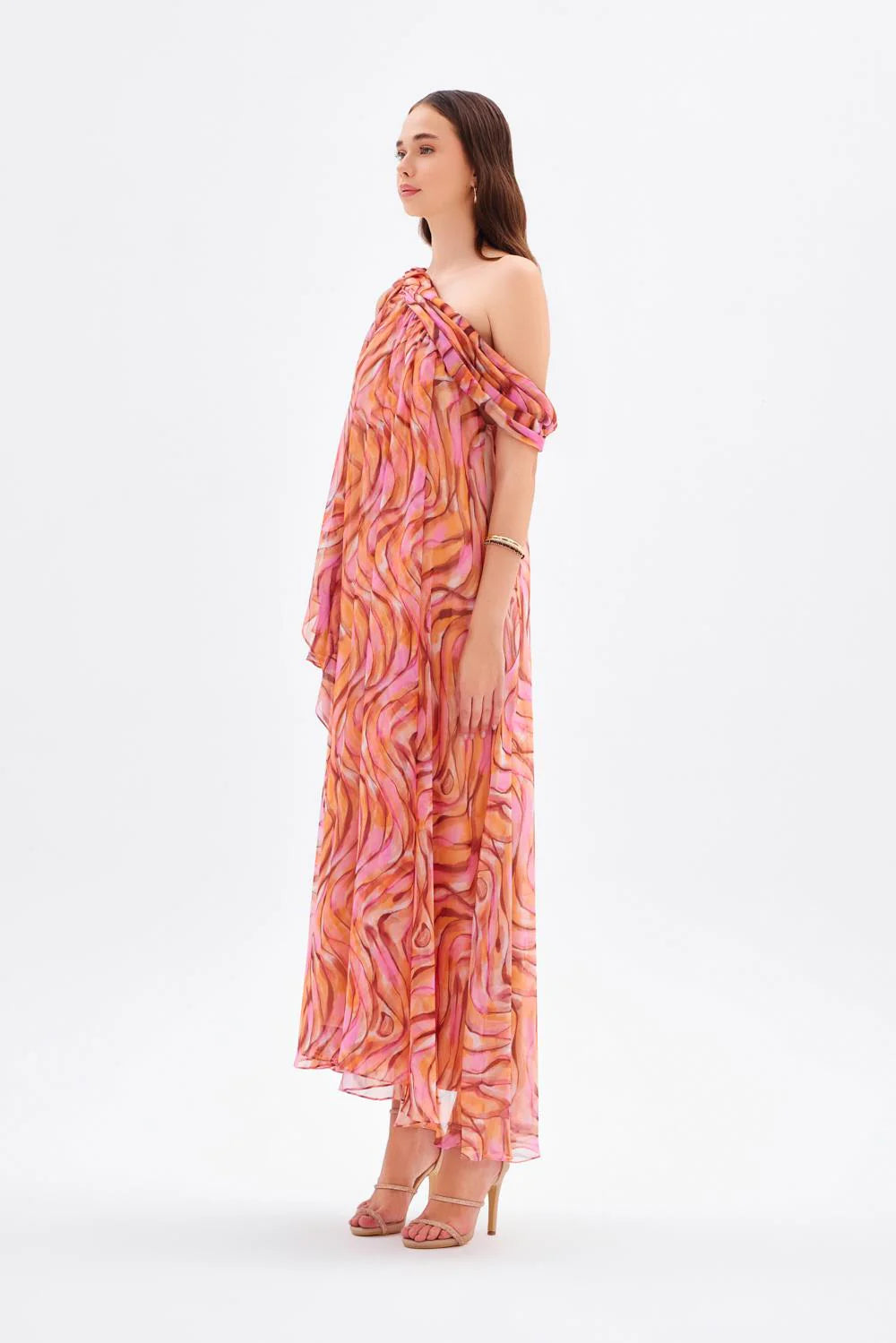 DÜŞÜK OMUZLU ŞİFON MİDİ ABİYE ELBİSE - 9081C