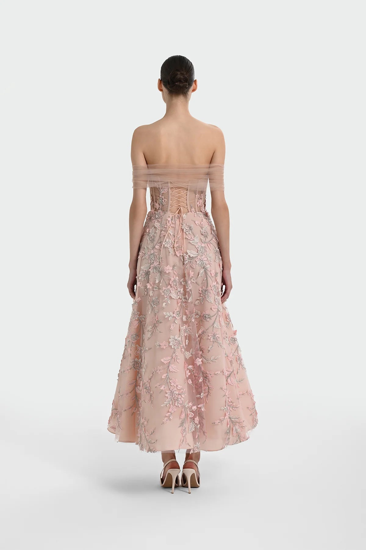 ÜÇ BOYUT ÇİÇEKLİ DÜŞÜK OMUZ ABİYE ELBİSE