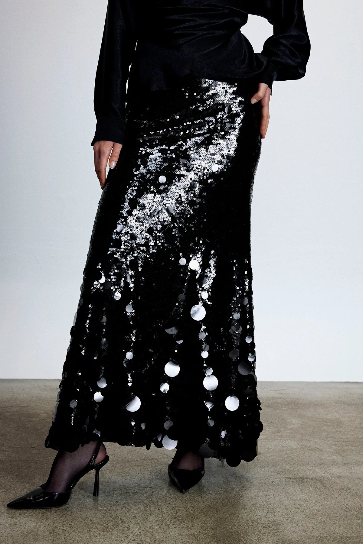 PUL PAYET İŞLEMELİ ETEK 9091