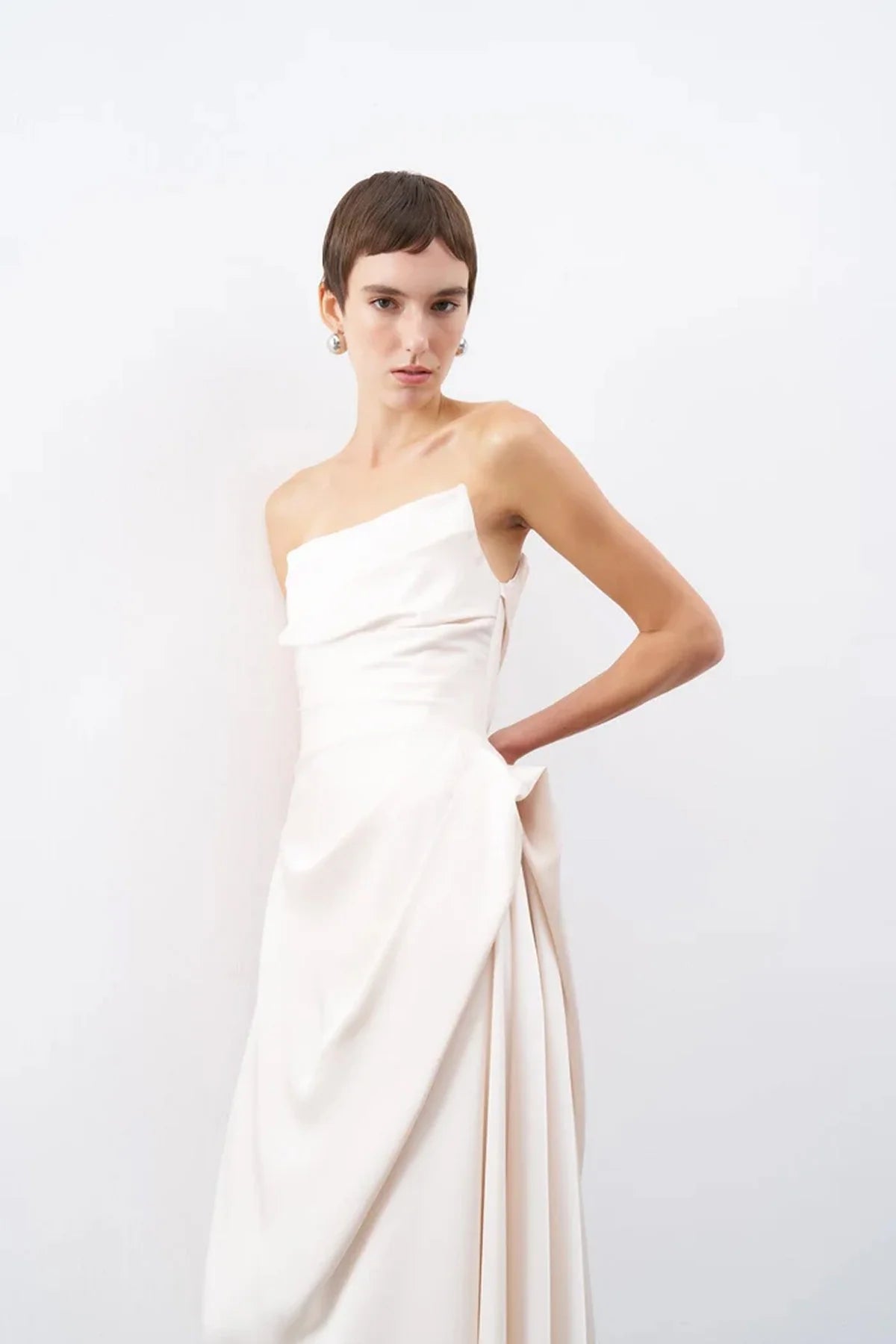 STRAPLEZ DRAPE DETAYLI UZUN ABİYE ELBİSE