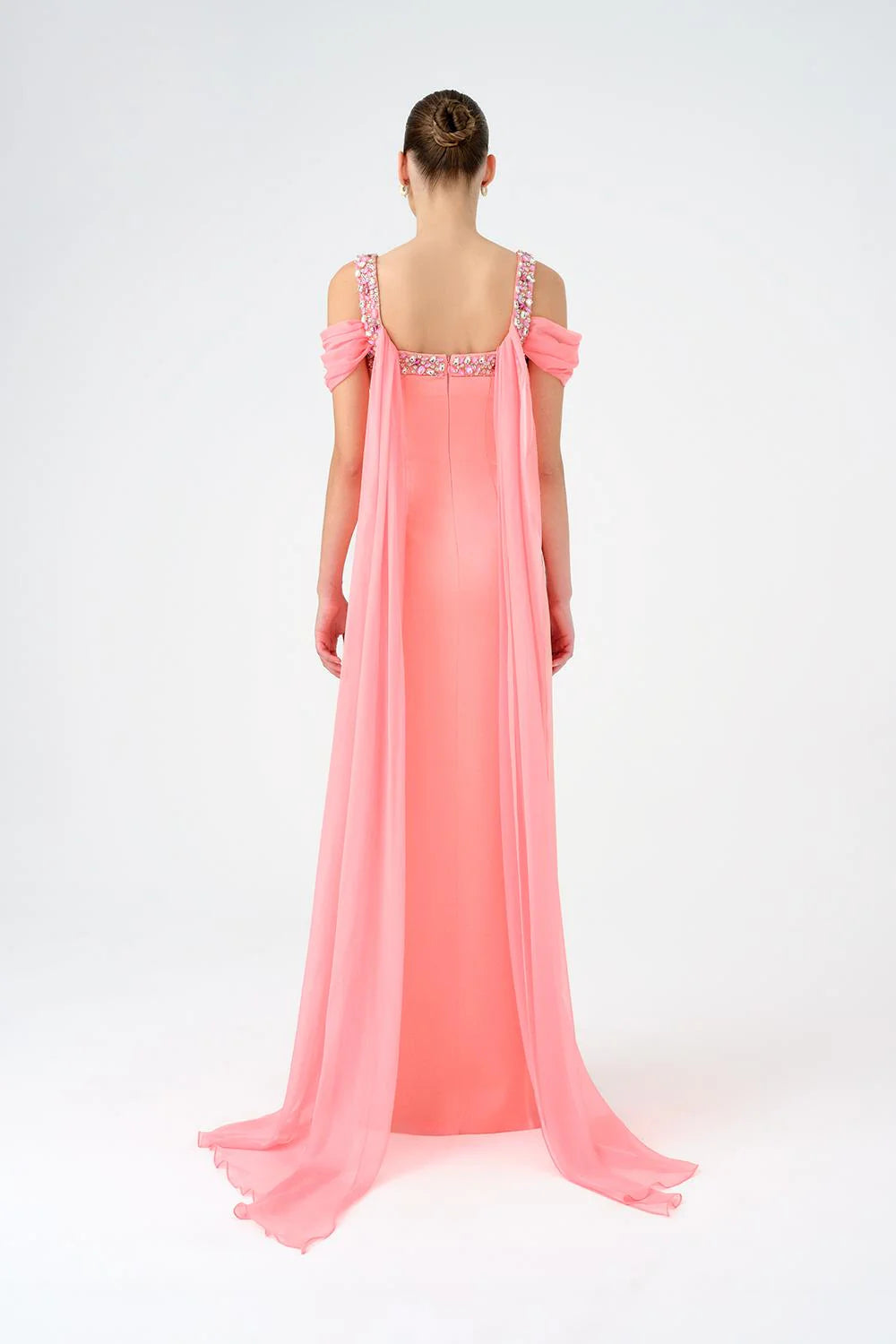 ŞİFON PELERİNLİ TAŞ İŞLEMELİ ASKILI UZUN ABİYE ELBİSE - 9053C