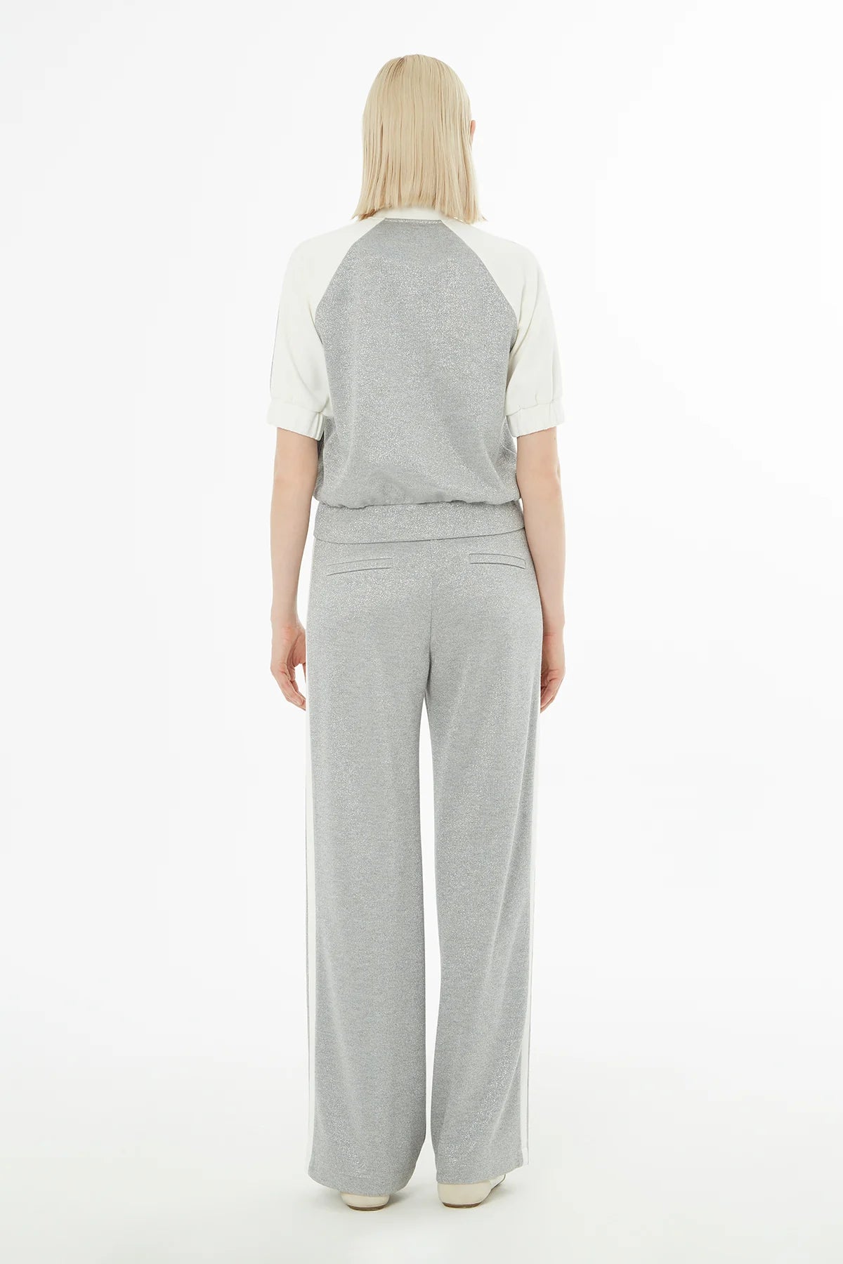 Etek Ucu Garnili Eşofman Takımı