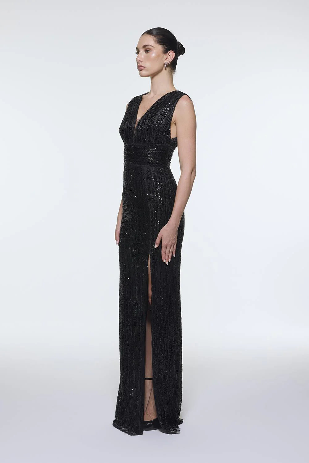 V YAKALI KOLSUZ TAŞ İŞLEMELİ ABİYE ELBİSE - 9349C