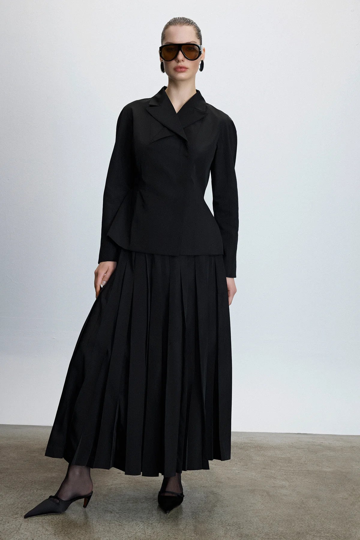 DÜZ KESİM YAKA DETAYLI CEKET ETEK TAKIM2255