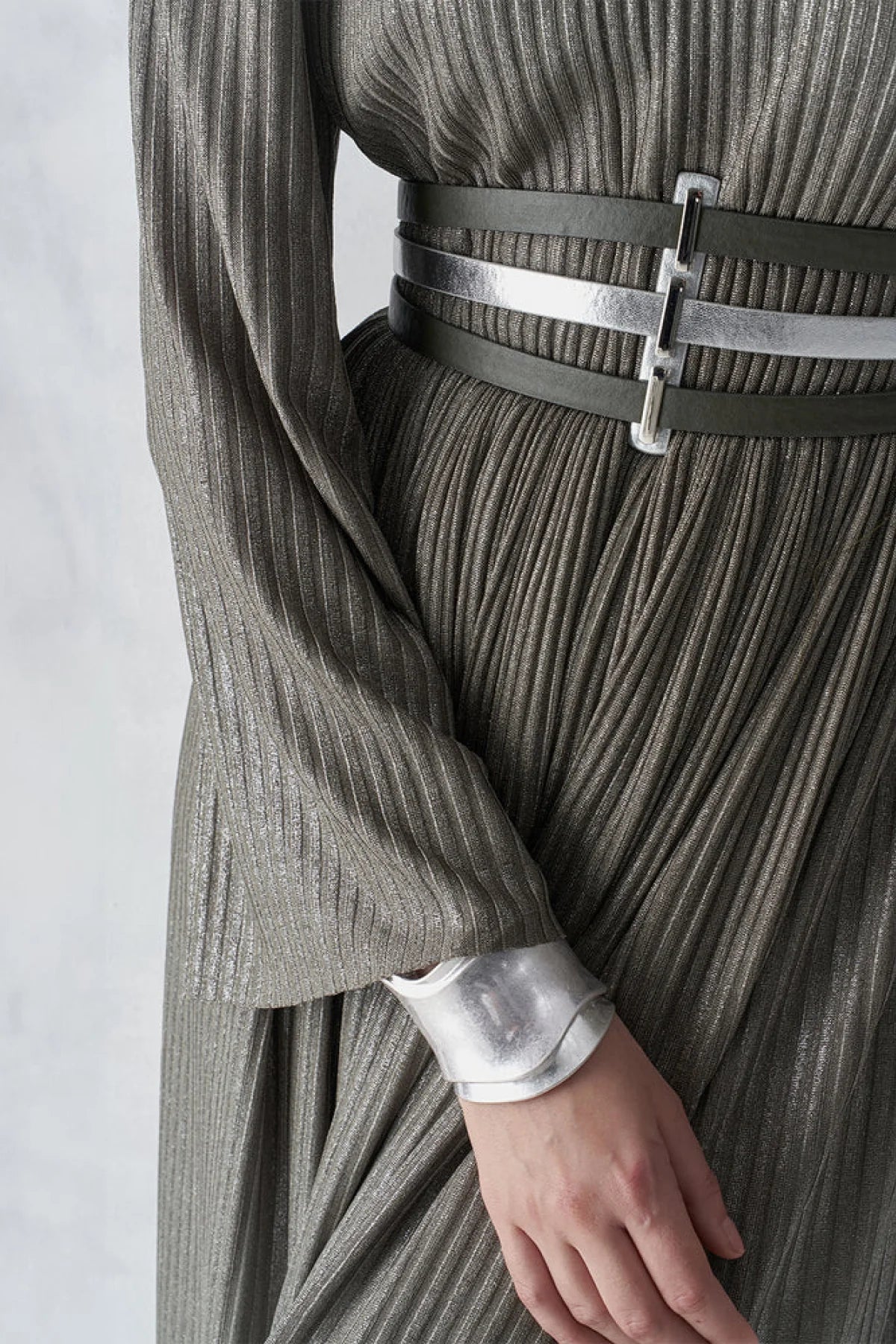 SİMLİ FİTİLLİ KEMERLİ UZUN ABİYE ELBİSE