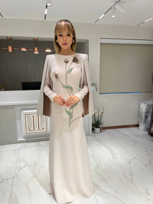 فستان وردي ساتر مقاس 48 و 50