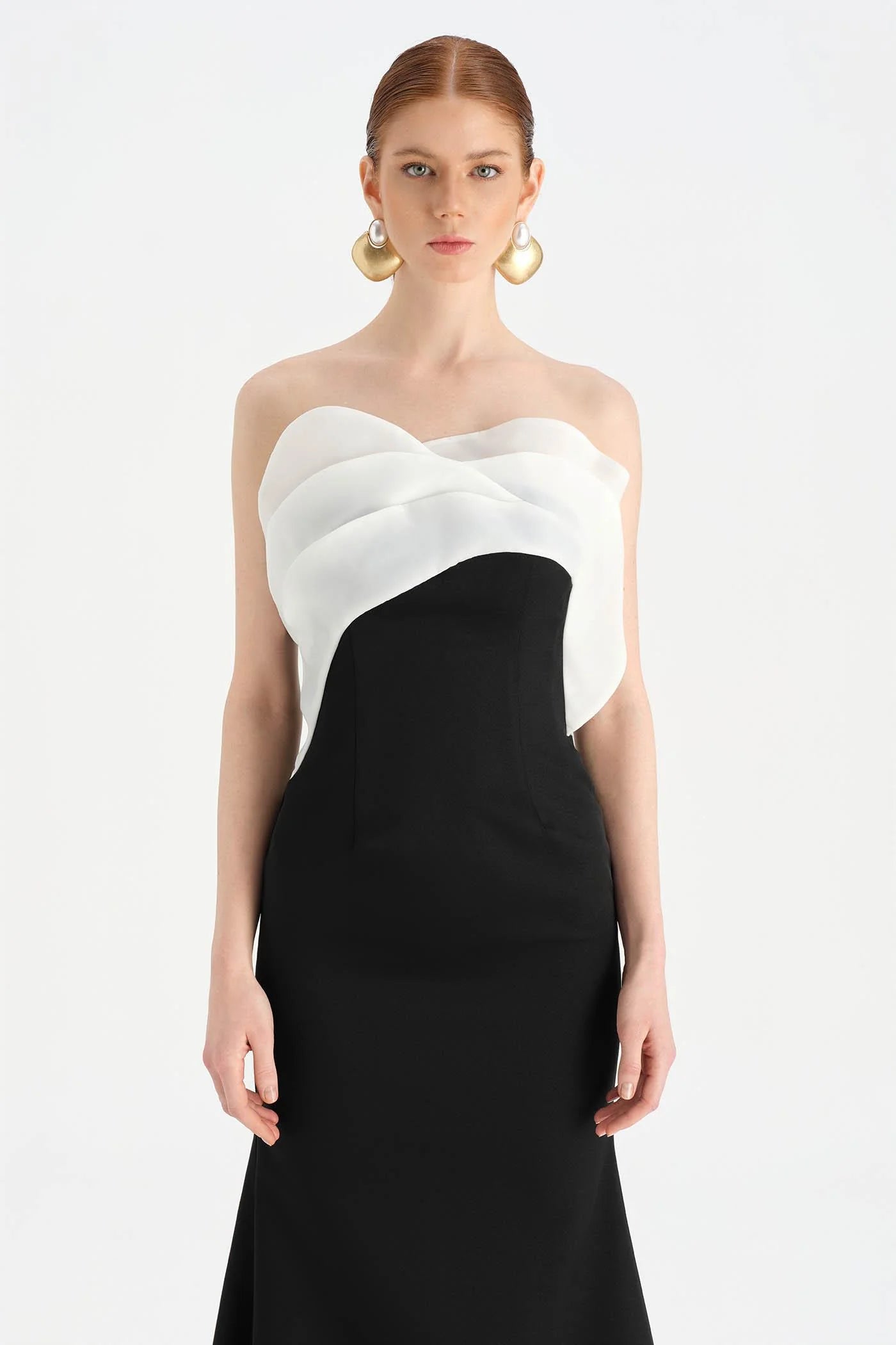 GÖĞÜS DETAYLI STRAPLEZ ABİYE ELBİSE - 26102C