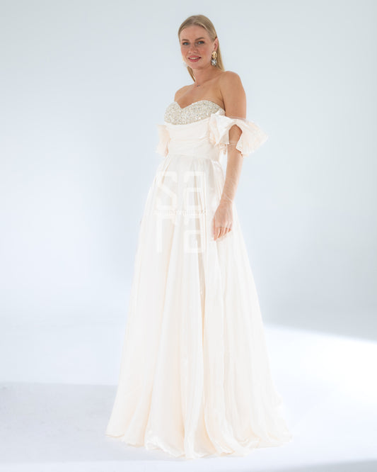 Taş İşlemeli Straplez Saten Abiye Elbise