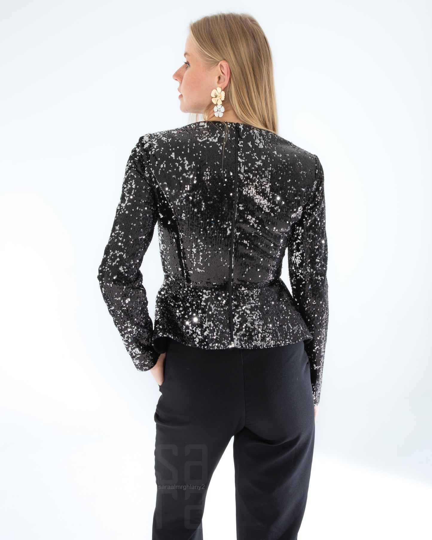 siyah payetli bluz