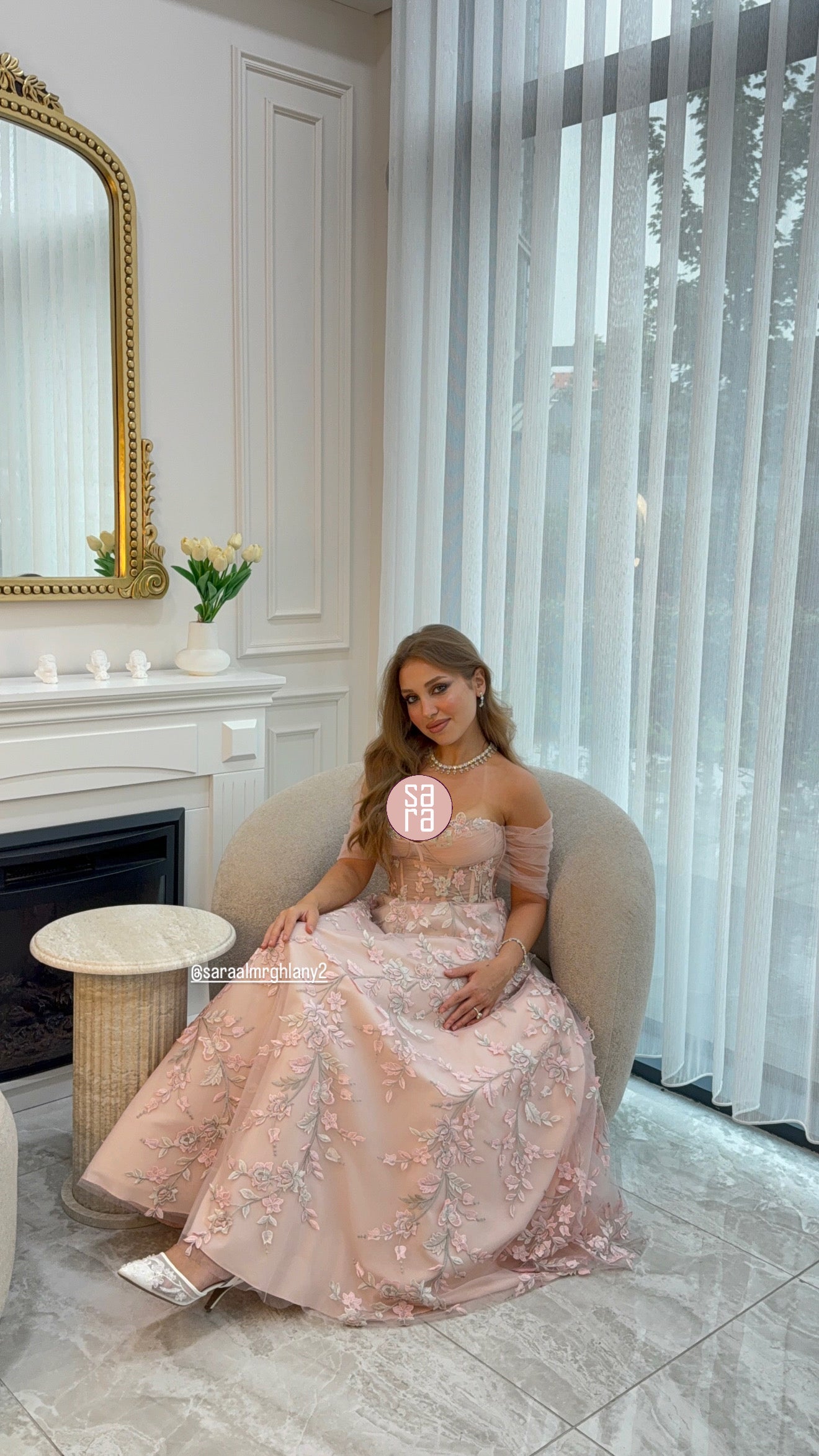 فستان وردي مقاس  40-42