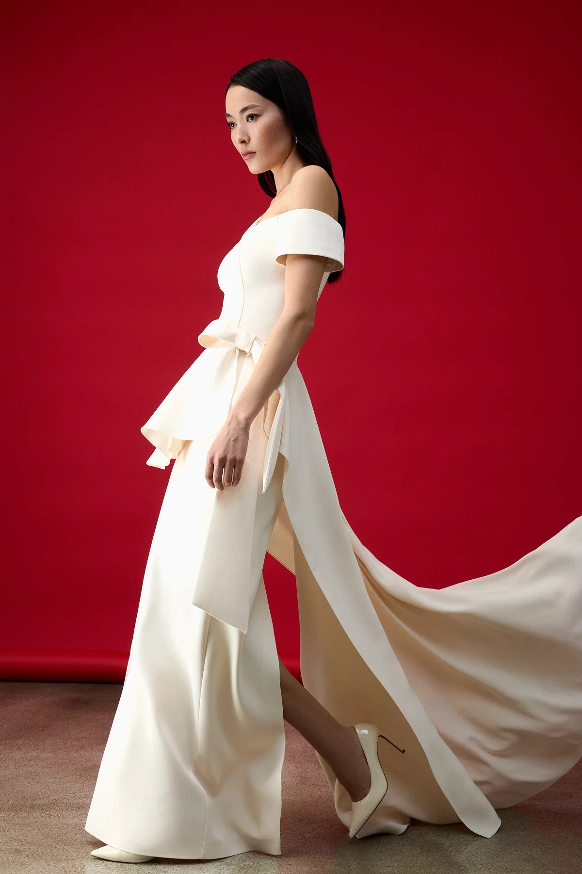 TEK OMUZ YIRTMAÇLI UZUN ABİYE ELBİSE 2046